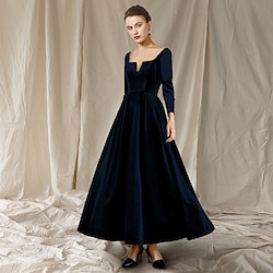 A-Line Mother of the Bride Dress Wedding Guest Elegant V Neck Ankle Length Velvet Long Sleeve with Pleats 2025 free custom size