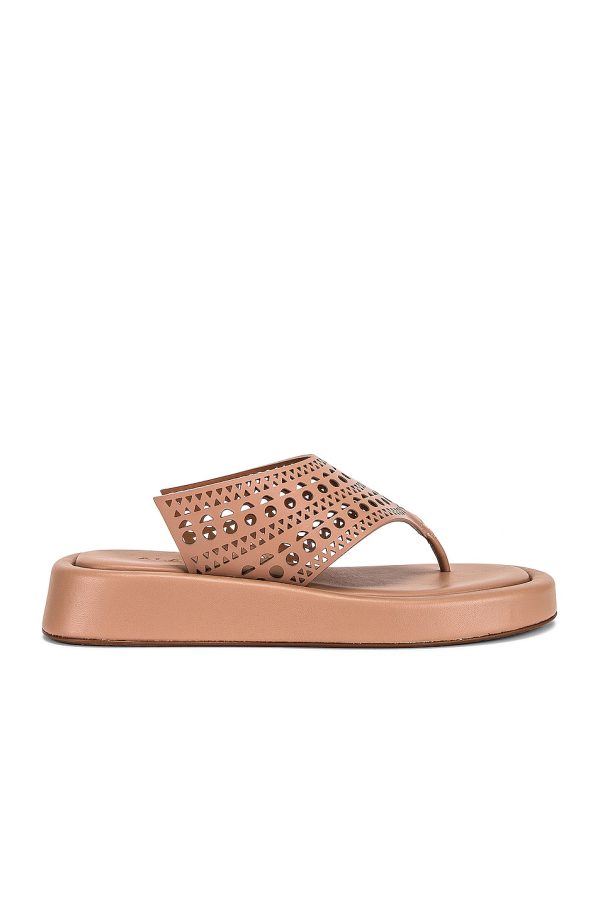 ALAÏA Vienne Thong Platform Sandals in Chair - Mauve. Size 39 (also in 40, 41).