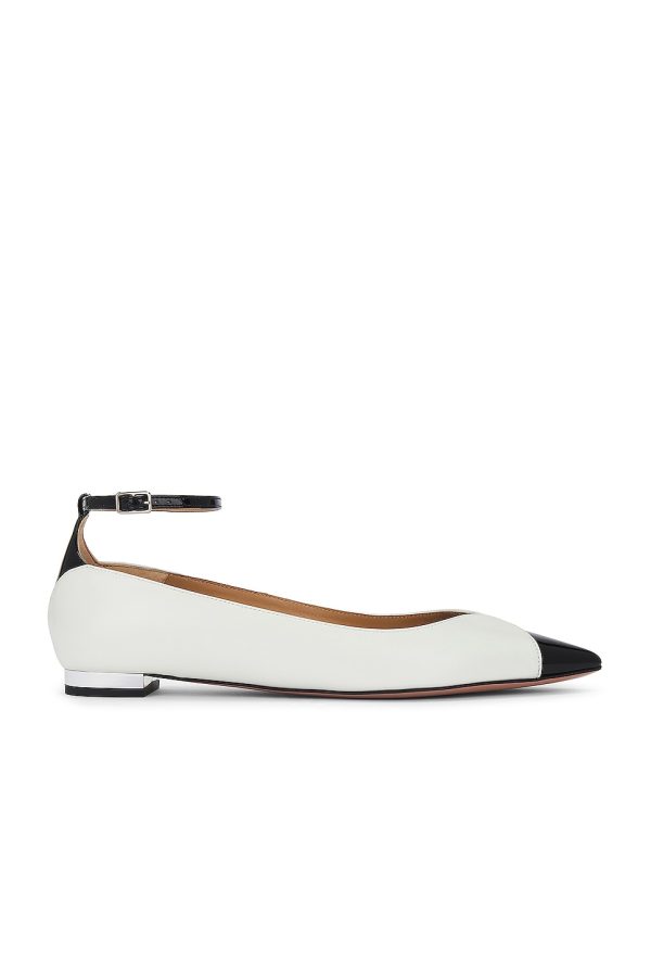 Aquazzura Pinot Ballet Flat in White & Black - White. Size 38 (also in 38.5, 40, 41).