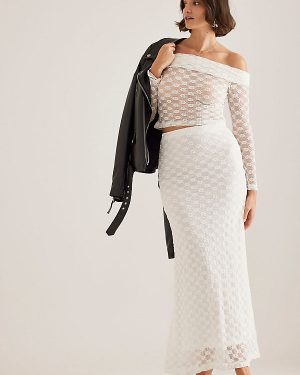 Bardot Adoni Long-Sleeve Off-The-Shoulder Mesh Top