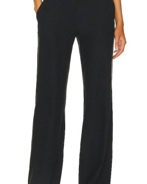 Beyond Yoga Easy Cropped Wide Leg Pant in Charcoal. Size M, S, XL.