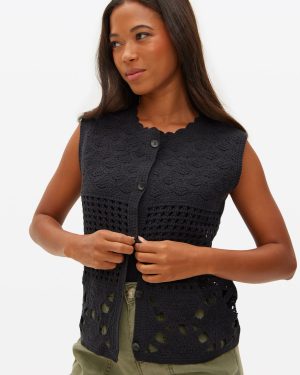Black Mixed Stitch Crochet Tank Top