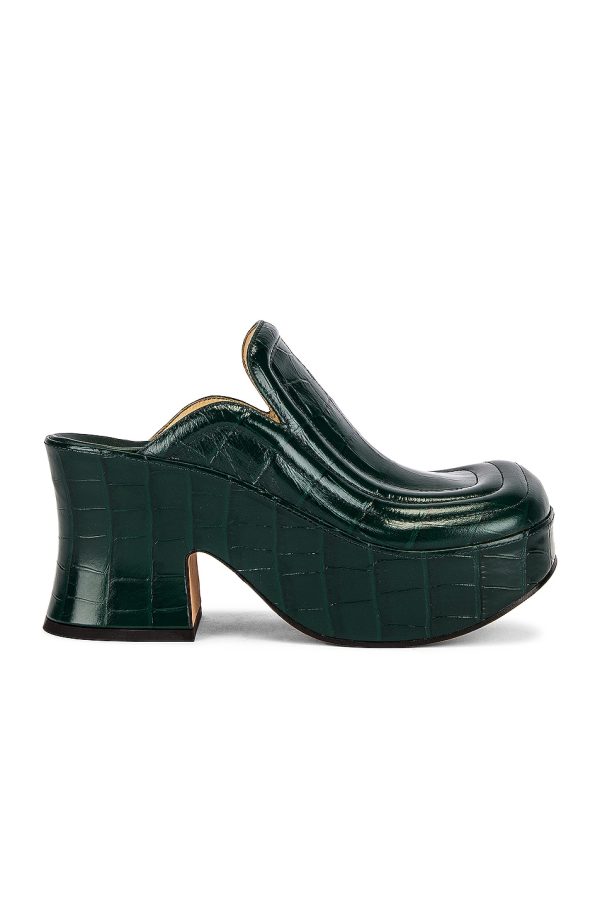 Bottega Veneta Wedge Clogs in Billiard - Green. Size 37 (also in ).
