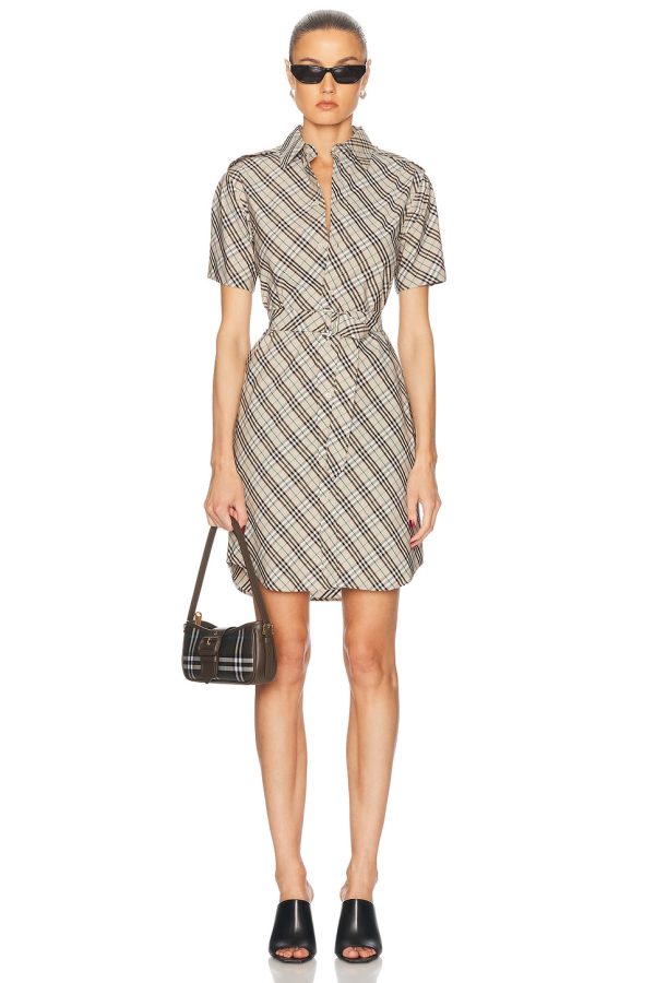 Burberry Shirt Dress in Husk IP Check - Beige. Size 0 (also in ).