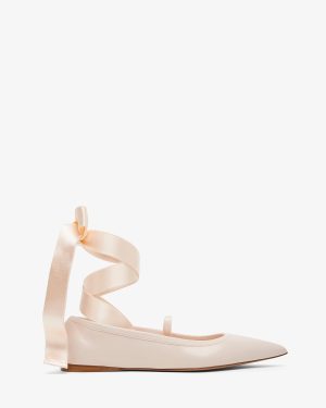 Caricie beige ballet flats