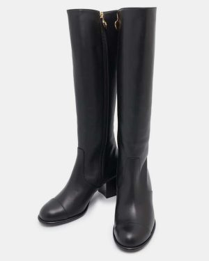 Chanel Black Calf Leather Knee-High Boots Size 37 Bag