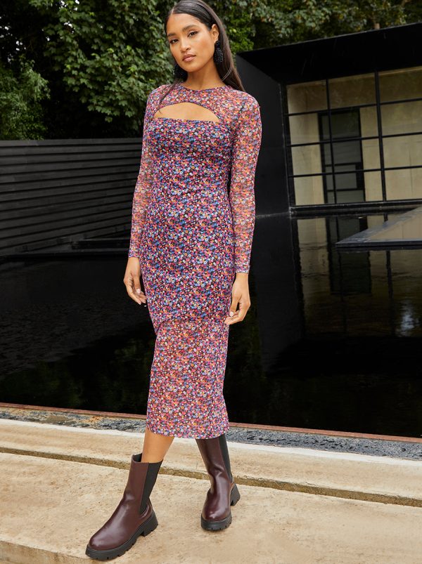 Cut-Out Detail Ditsy Floral Printed Dress in Black - 8