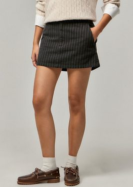Dickies Service Work Mini Skirt - Black 28 at Urban Outfitters