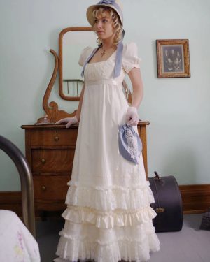 Ecru White Retro Tudor Dress Costumes Lace Polyester Dress Marie Antoinette Empire Waist Dress Bridgerton Costume Women Vintage Shift Party Prom Dress