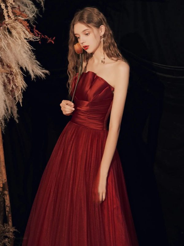 Evening Dress A-Line Strapless Floor-Length Sleeveless Lace-up Pleated Matte Satin Formal Dinner Dresses