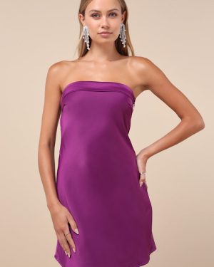 Exquisite Approach Purple Satin Strapless Cowl Back Mini Dress