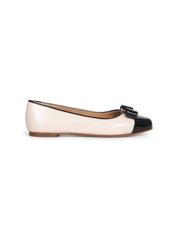 FERRAGAMO | Black and ballet pink two-tone Varina ballet flats | Women | 6