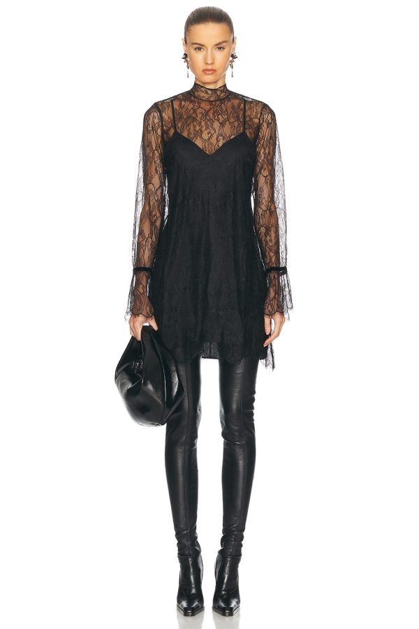 FRAME Lace Shift Dress in Black - Black. Size S (also in ).