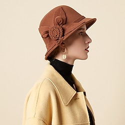 Hats Poly / Cotton Blend Bowler / Cloche Hat Fedora Hat Straw Hat Casual Holiday Kentucky Derby Melbourne Cup Cocktail Elegant Vintage Style With Appliques Split Joint Headpiece Headwear