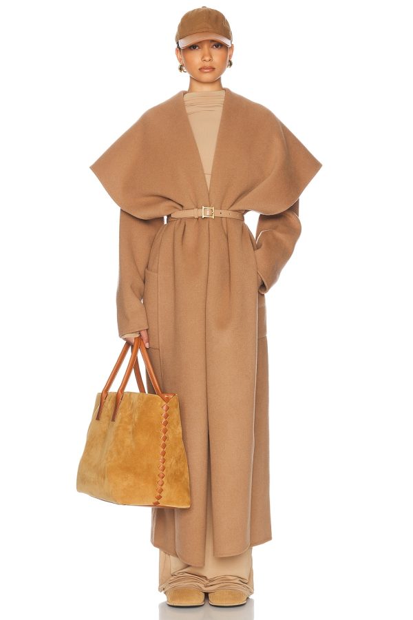 Helsa The Throw Coat in Camel - Tan. Size L (also in M, S, XL).