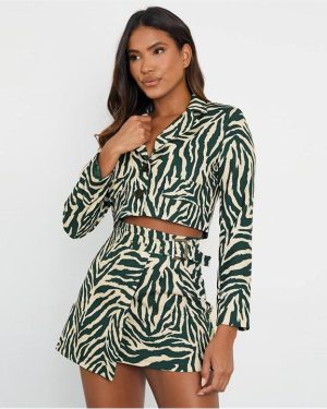 I Saw It First Cropped Zebra Printed Blazer - Green