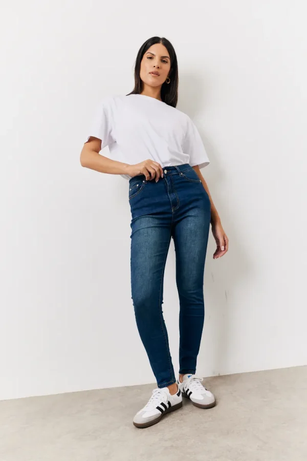 In The Style Shaper Stretch Jeans in Mid Blue - 8 · Standard