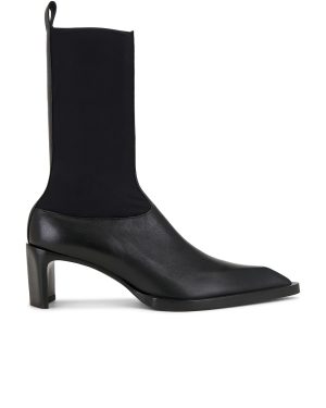 Jil Sander Ankle Boot in Black - Black. Size 36 (also in 36.5, 37, 37.5, 38, 38.5, 39, 39.5, 40, 41).