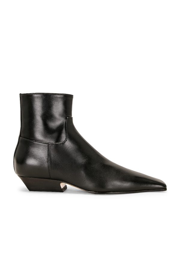 KHAITE Marfa Classic Flat Ankle Boot in Black - Black. Size 36.5 (also in 37, 38.5, 41).
