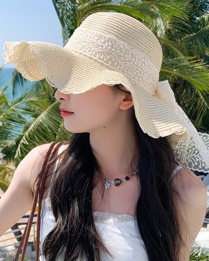 Large Brim Straw Hat With Lace Bow Knot Summer Breathable Sun Protection Beach Hat 2025