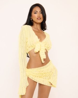 Long Sleeve Tie Front Detail Plunge Crop Top And Tie Side Mini Skirt Co-Ord Set In Yellow Shirred, Women's Size UK Large L