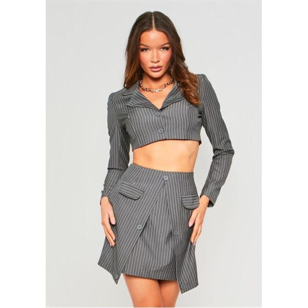 Missy Empire Tailored Cropped Blazer - Grey