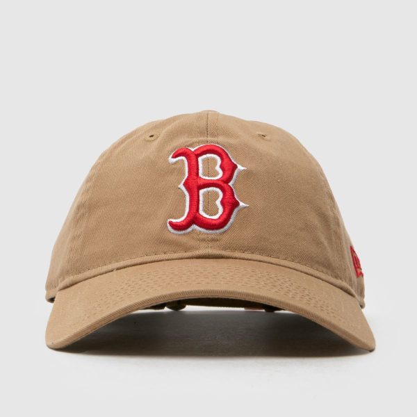 New Era Boston Red Sox 9TWENTY Cap in Beige & Red, Size: OSFM