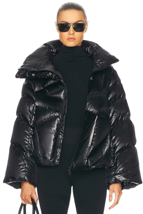 Perfect Moment Ariel Ski Bomber Jacket in Jet Black - Black. Size XS (also in ).