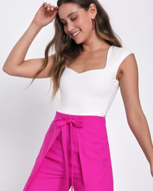 Poised Personality White Cap Sleeve Sweetheart Neck Top