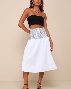 Relaxed Cuteness White Smocked Embroidered Midi Skirt