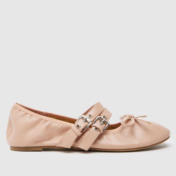 SIMMI Octavio Buckle Ballet Flats in Beige