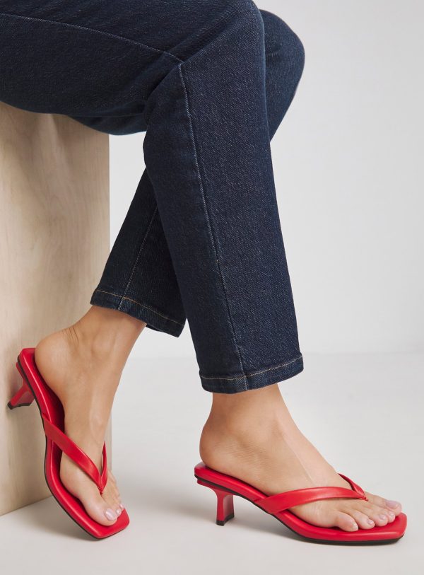 SIMPLY BE Toe Post Kitten Heel In Extra Wide Fit Red