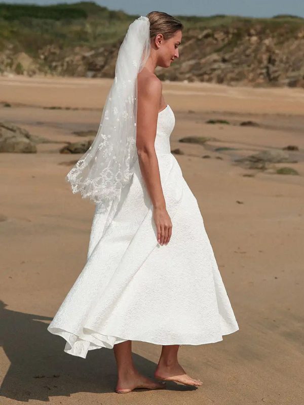 Short Wedding Dresses Strapless Sleeveless A-Line Tea-Length Bridal Dresses