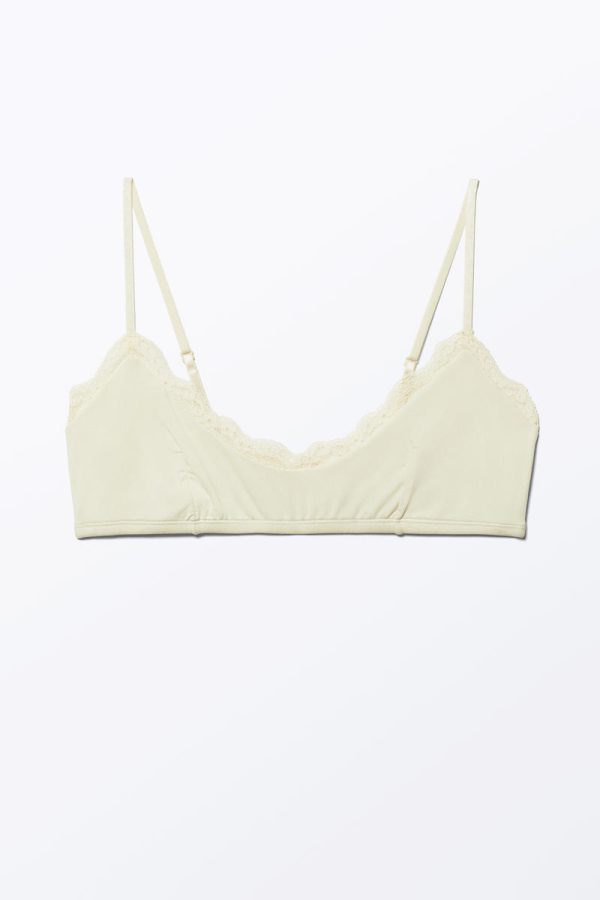 Soft Pull-over Scoop Neck Bra