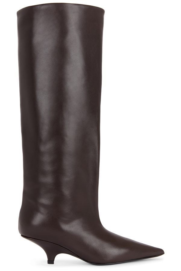 Toteme The Wedge Heel Boot in Bark - Chocolate. Size 40 (also in ).