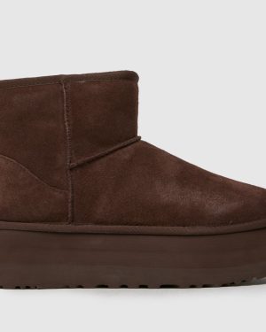 UGG Classic Mini Platform Boots in Burnt Cedar
