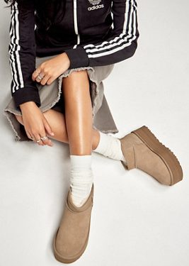UGG Sand Classic Ultra-Mini Platform Boots - Tan UK 6 at Urban Outfitters
