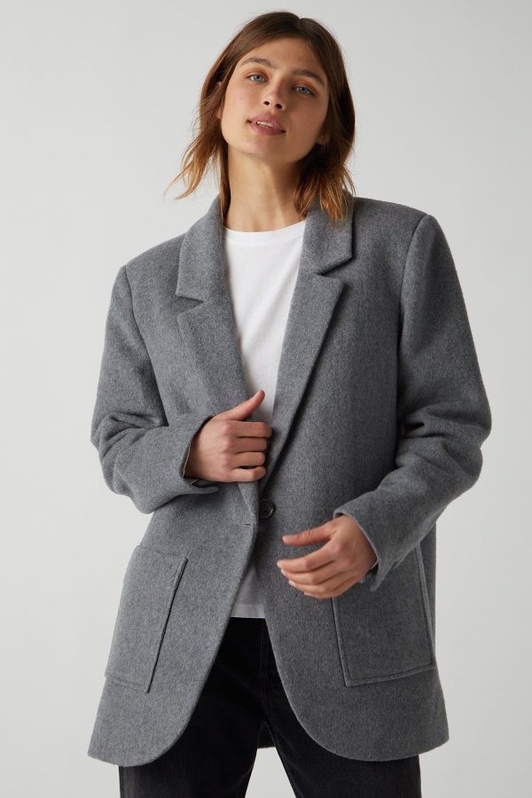 Velvet By Graham & Spencer Alamos Oversized Blazer In Grey - L | Roomy Patch Pockets