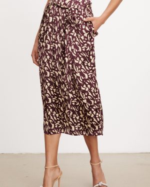 Velvet By Graham & Spencer Noria Printed Midi Satin Skirt In Red/Cream - XL | 100% Viscose