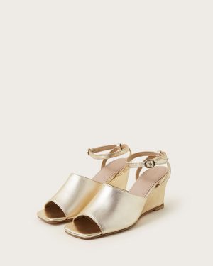 Wedge Sandals Gold