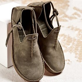 Women's Vintage Faux Leather Loafers with Hand-Stitched Detailing - Comfortable Casual Shoes for Everyday Wear