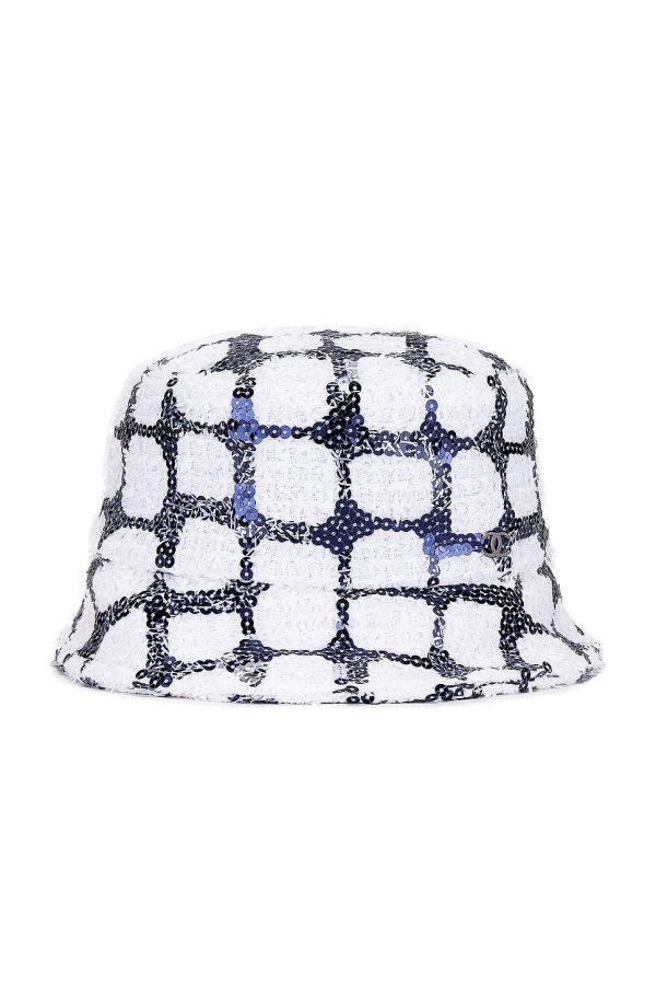 chanel Chanel Tweed Sequined Coco Bucket Hat in Black & White - Black & White. Size M (also in ).