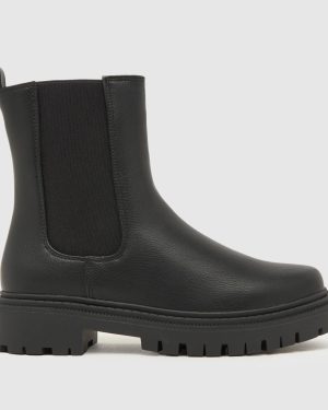 schuh Arlo Chunky Chelsea Boots in Black