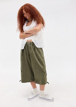 BDG Dallas Cropped Cargo Trousers - Khaki XS at Urban Outfitters