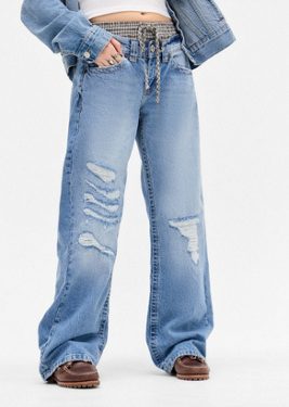 BDG Kayla Lowrider Rip Boxer Jeans - Light blue 26W 32L at Urban Outfitters
