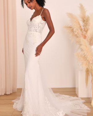 Everlasting Affection White Lace Backless Mermaid Maxi Dress