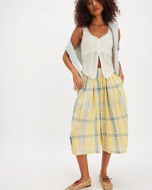 Ivy Cropped Pull-On Culotte Pants at Free People in Lakeside, Size: XS