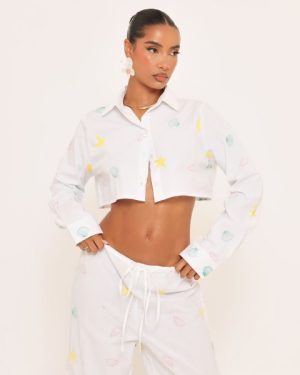 Long Sleeve Embroidered Detail Cropped Shirt In White, Women's Size UK 6