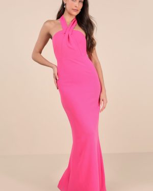 Mesmerizing Perfection Pink Halter Neck Backless Maxi Dress