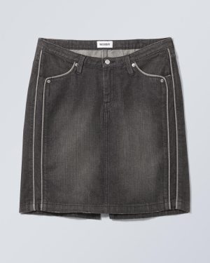 Piped Knee Length Denim Skirt